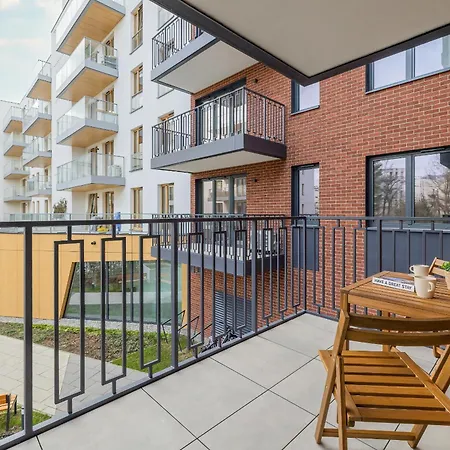Cozy Orawska With Balcony By Renters * Cracovia