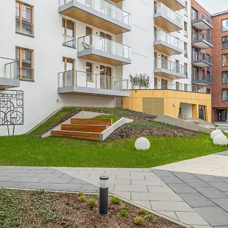 Cozy Orawska With Balcony By Renters * Cracovia