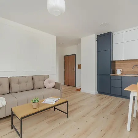 Appartement Cozy Orawska With Balcony By Renters