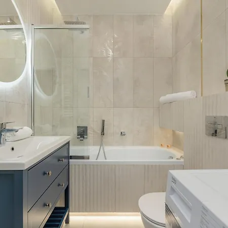 Appartement Cozy Orawska With Balcony By Renters *