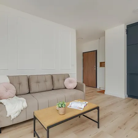 Cozy Orawska With Balcony By Renters *