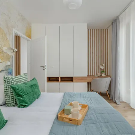 Cozy Orawska With Balcony By Renters Apartment