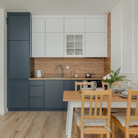 Cozy Orawska With Balcony By Renters